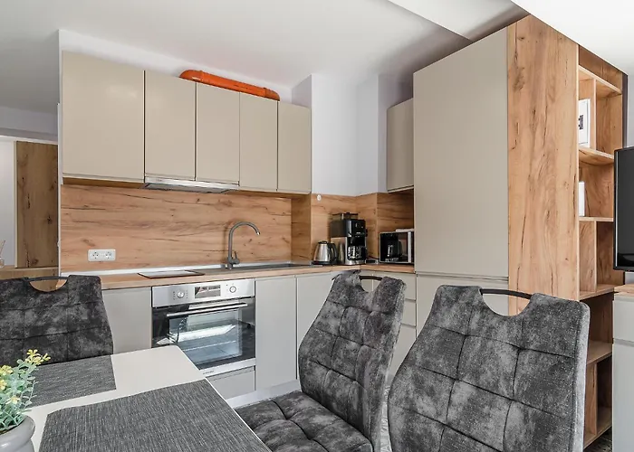 New Vinnie View Apartment *